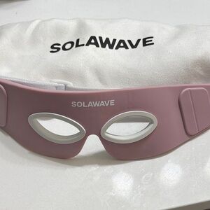 Solawave Recovery LED Light Therapy Eye Mask
